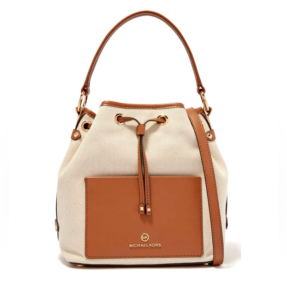 NEW MICHAEL KORS
Maeve Medium Bucket Bag in Canvas & Leather